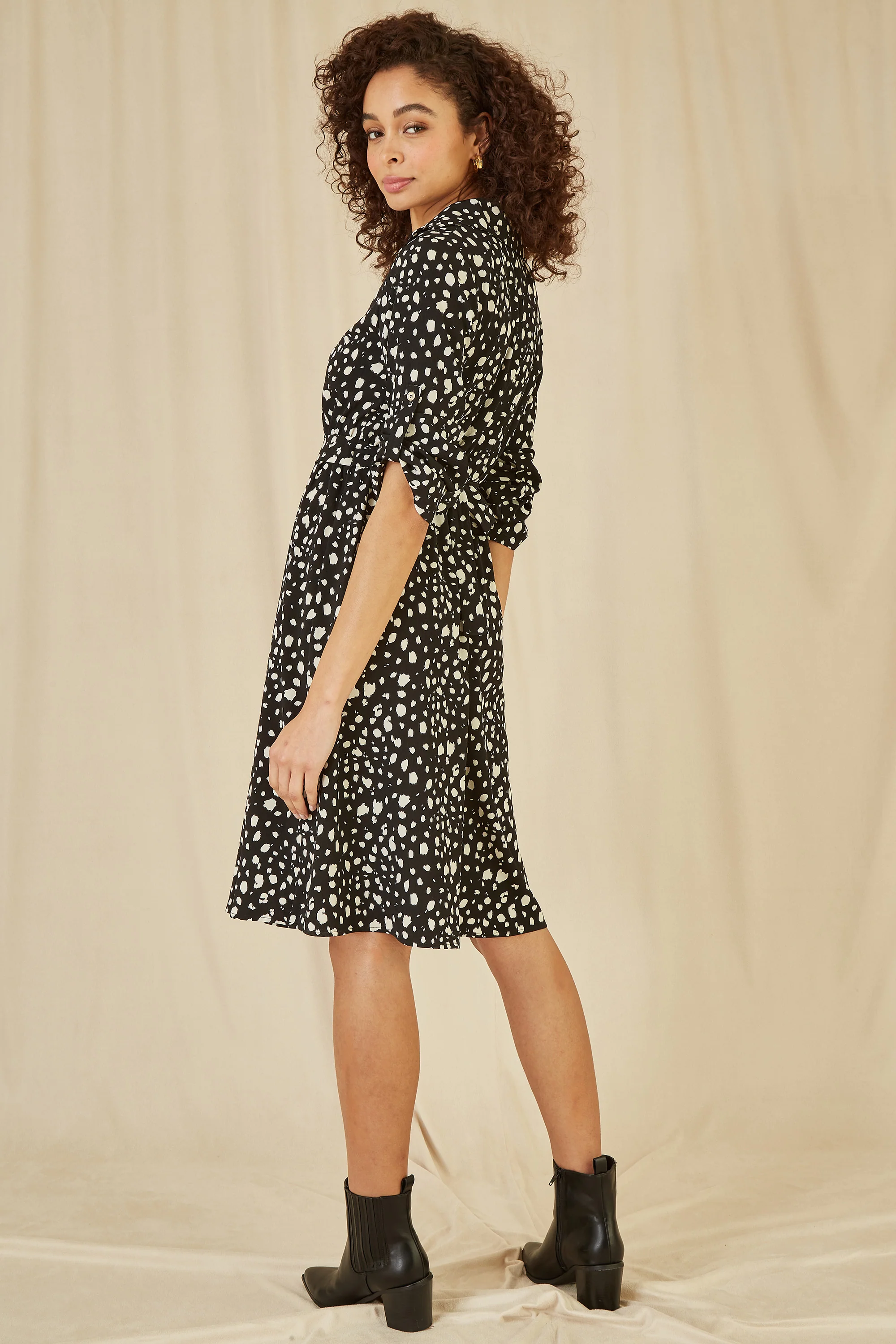 Mela Black Dash Print Skater Dress With Buckle - Image 3