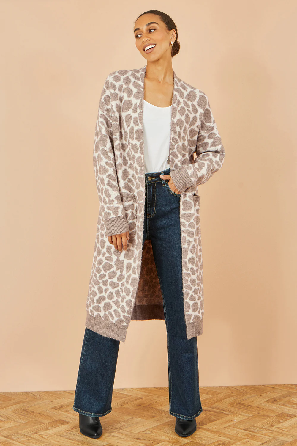 Yumi Beige Animal Print Intarsia Long Cardigan - Image 2