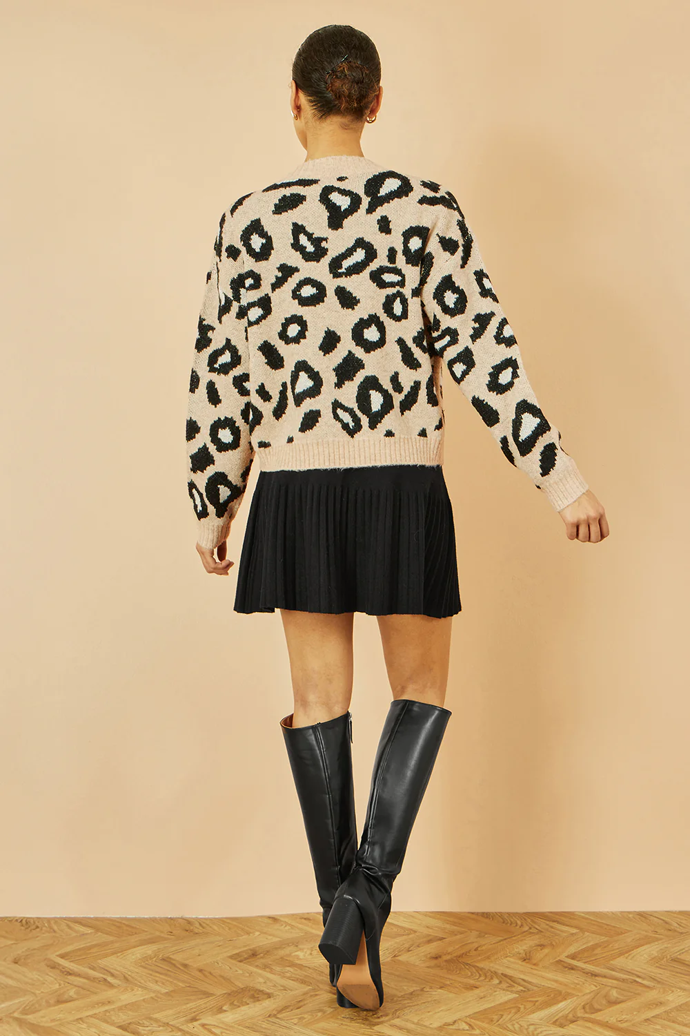 Yumi Beige Animal Print Intarsia Tie Front Cardigan - Image 3