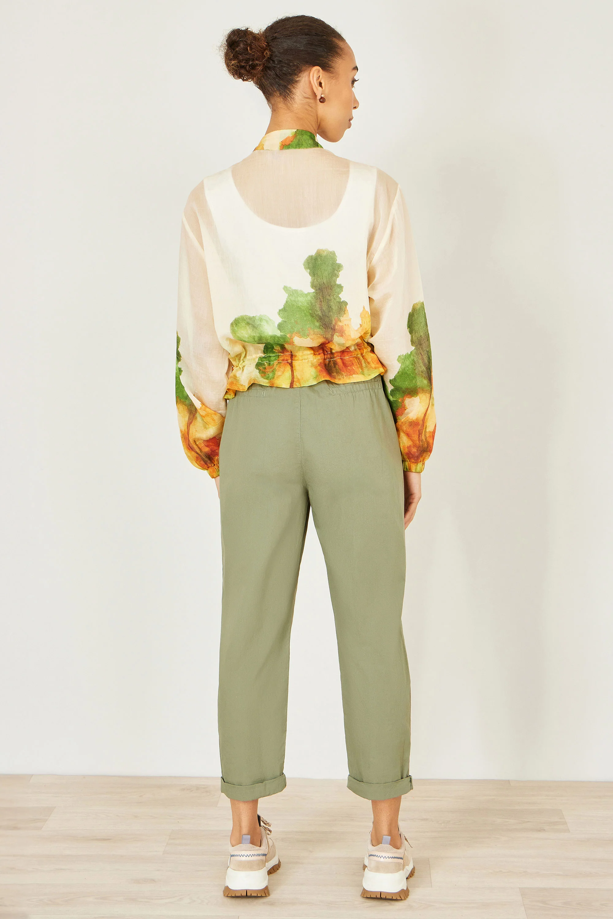Yumi Beige Printed Lightweight Modal Bomber Jacket - Image 4