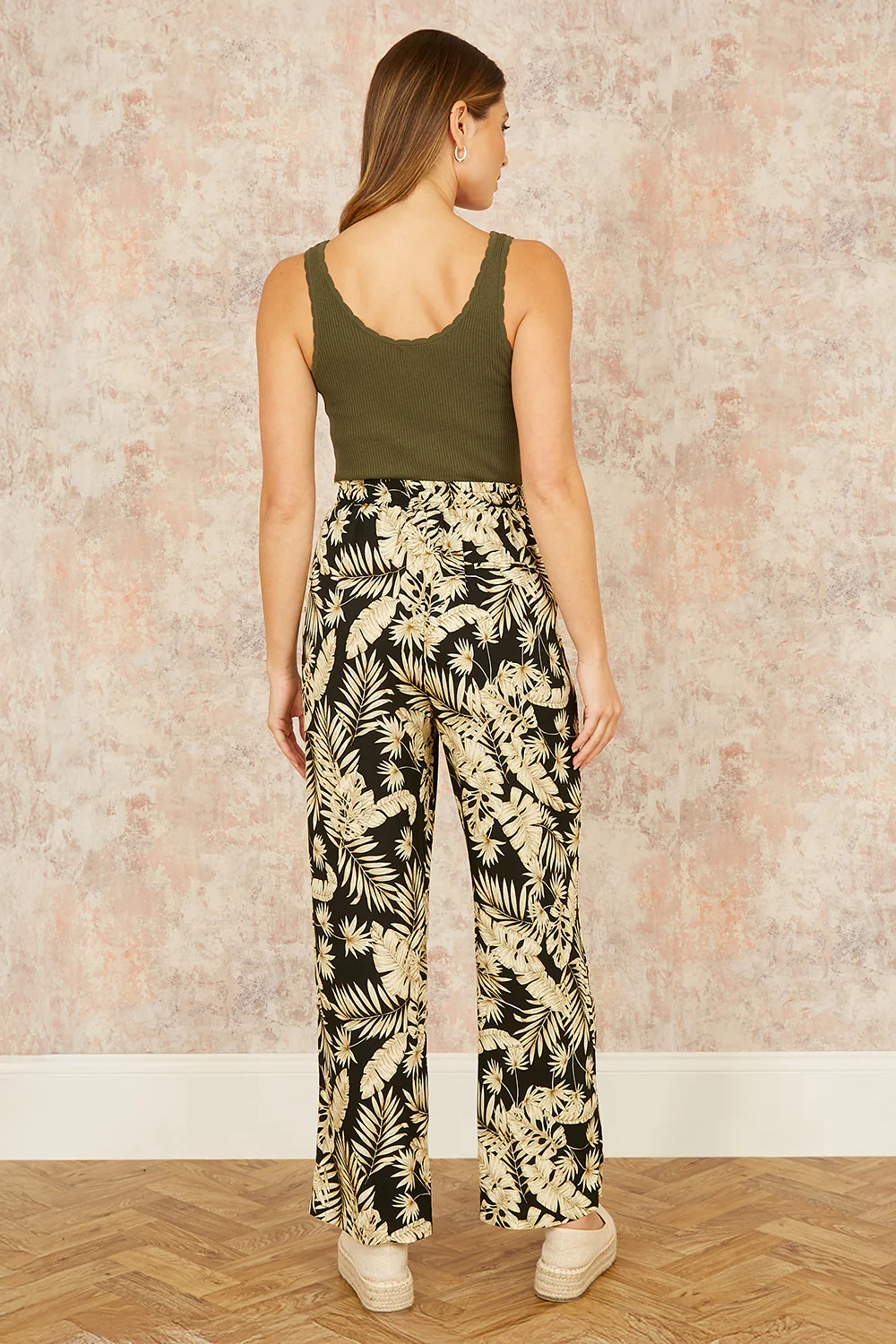 Yumi Black Fern Print Relaxed Fit Trousers - Image 3