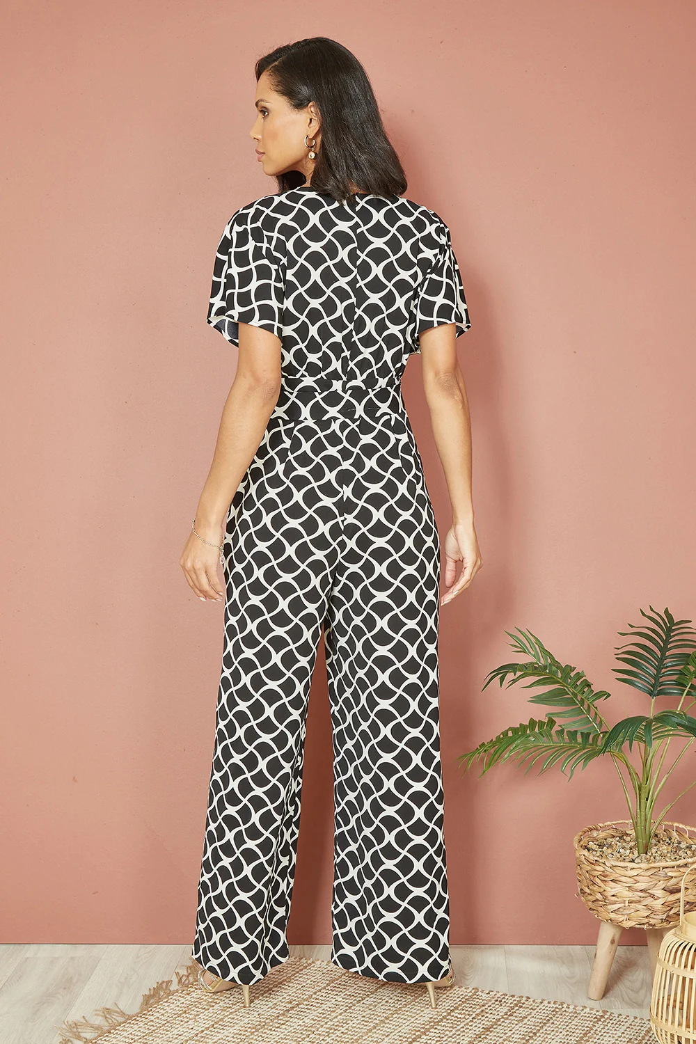 Yumi Black Geometric Print Wrap Jumpsuit - Image 4