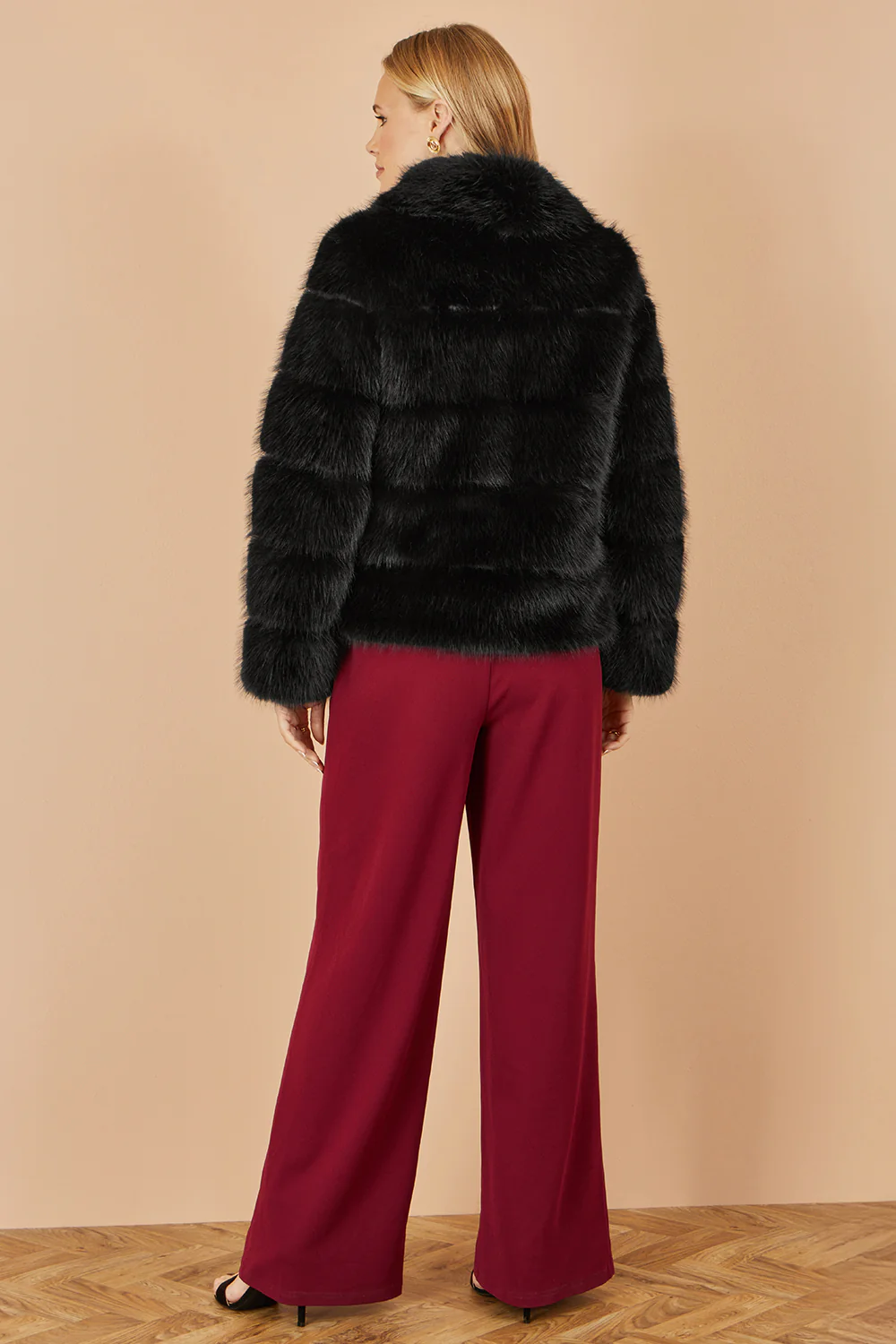 Yumi Black Luxe Faur Fur Coat - Image 3