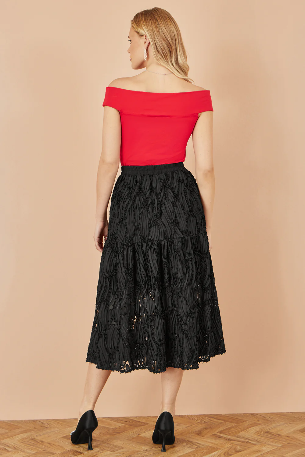 Yumi Black Mesh Applique Sequin Midi Skirt - Image 3