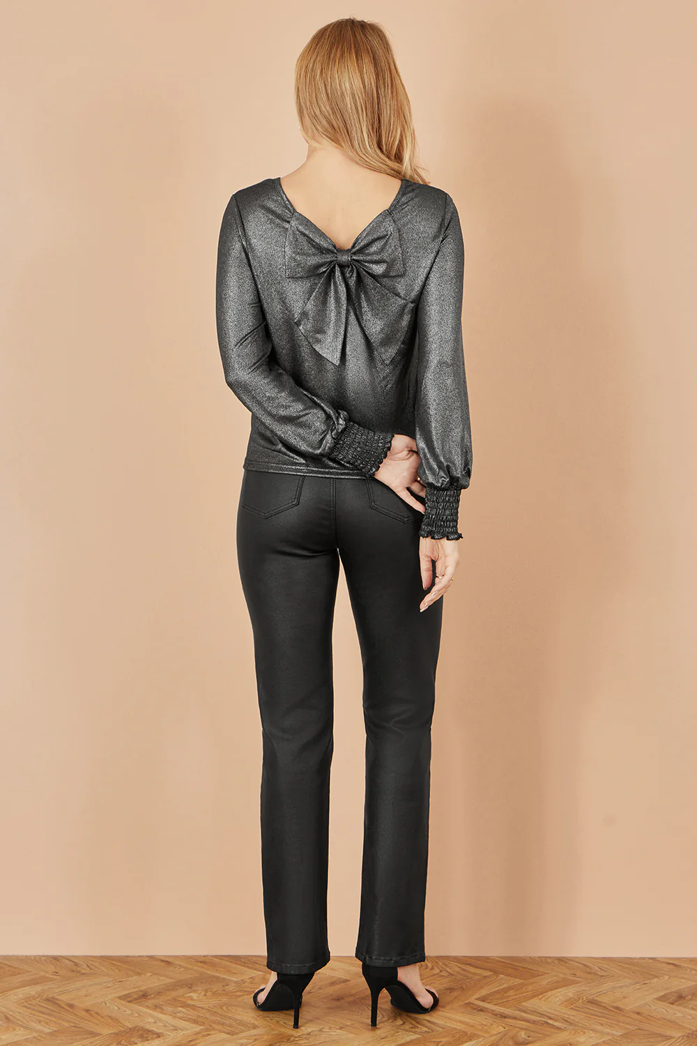 Yumi Black Metallic Bow Back Top - Image 6