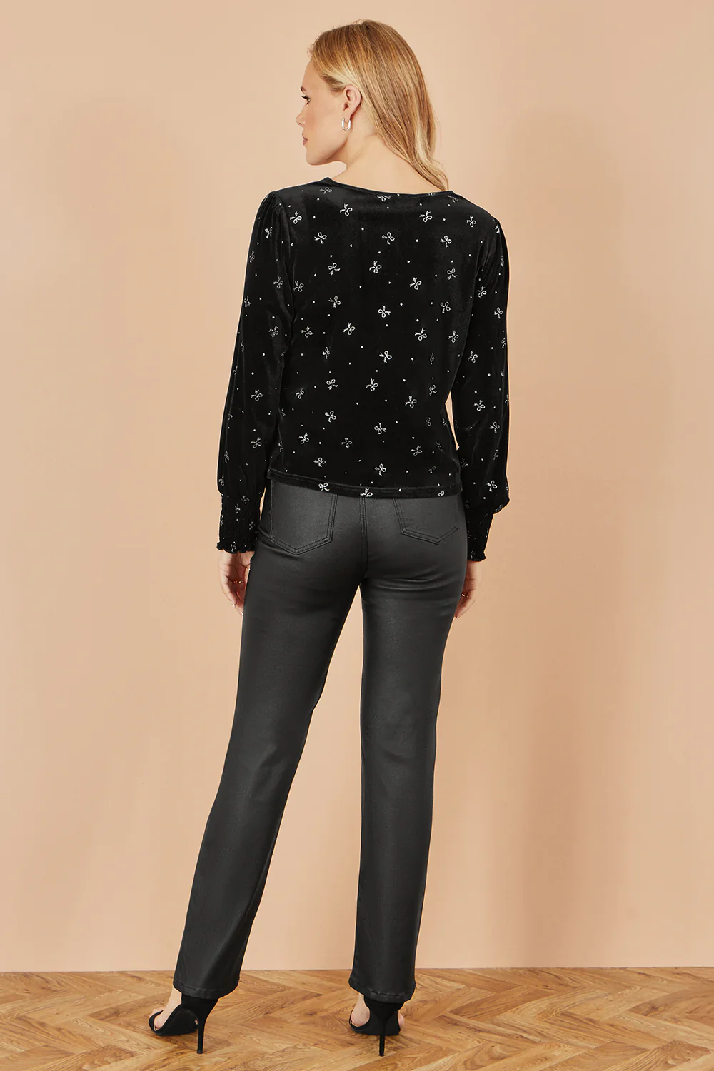 Yumi Black Sparkle Bow Print Velvet Top - Image 5