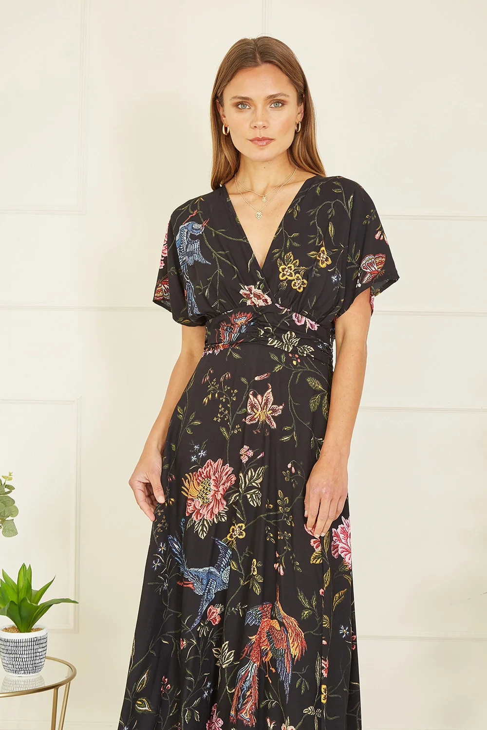 Yumi Black Viscose Bird and Floral Print Kimono Midi Dress - Image 2