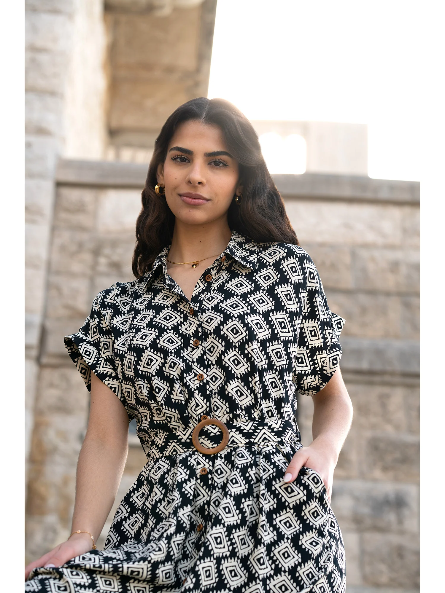 Yumi Black Viscose Midi Shirt Dress With Matching Belt - Image 4
