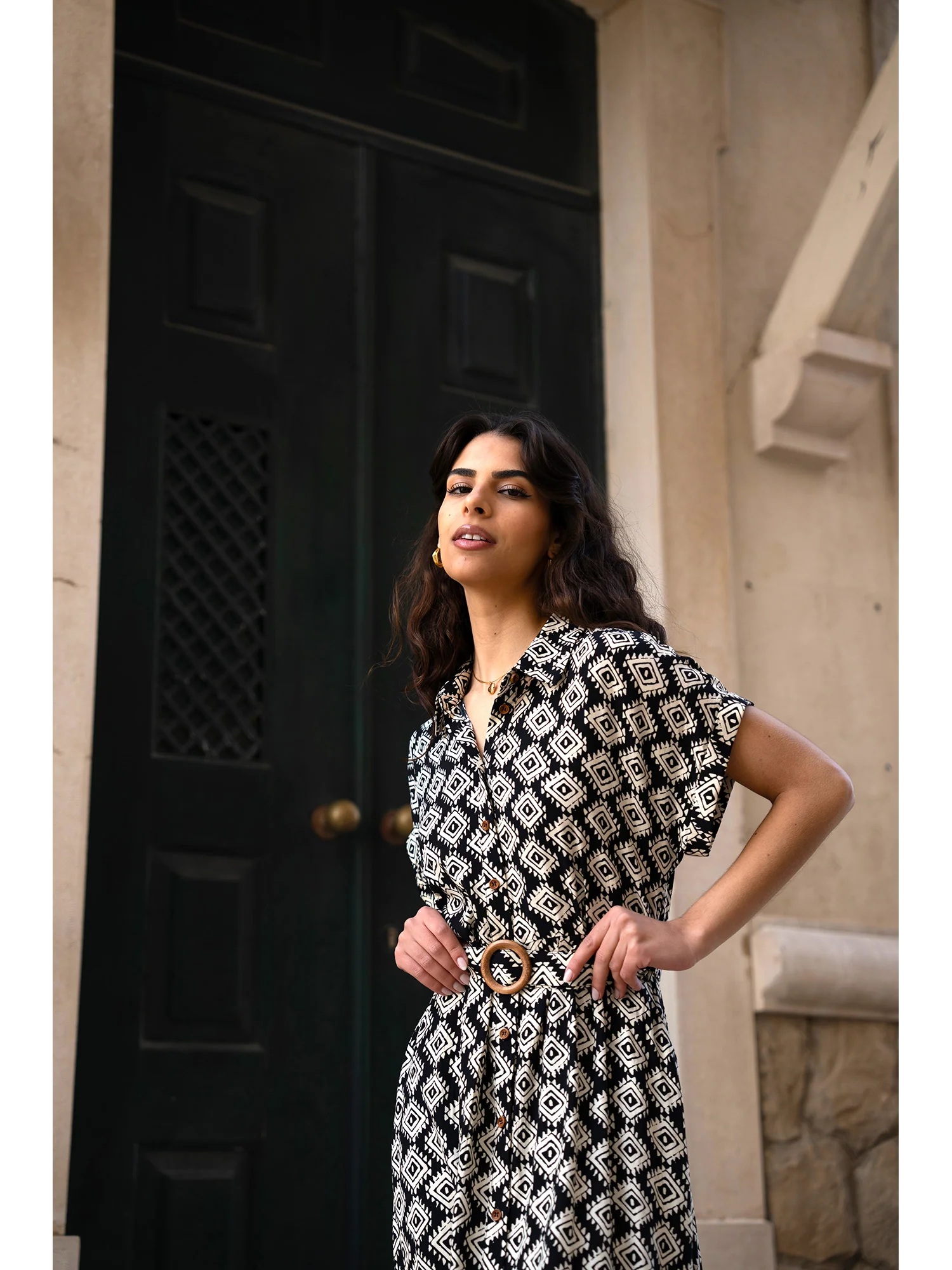 Yumi Black Viscose Midi Shirt Dress With Matching Belt - Image 5