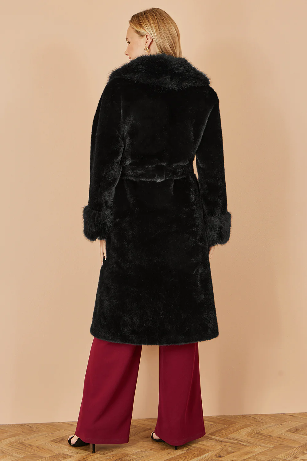 Yumi Black Wrap Faux Fur Coat With Oversize Collar - Image 4