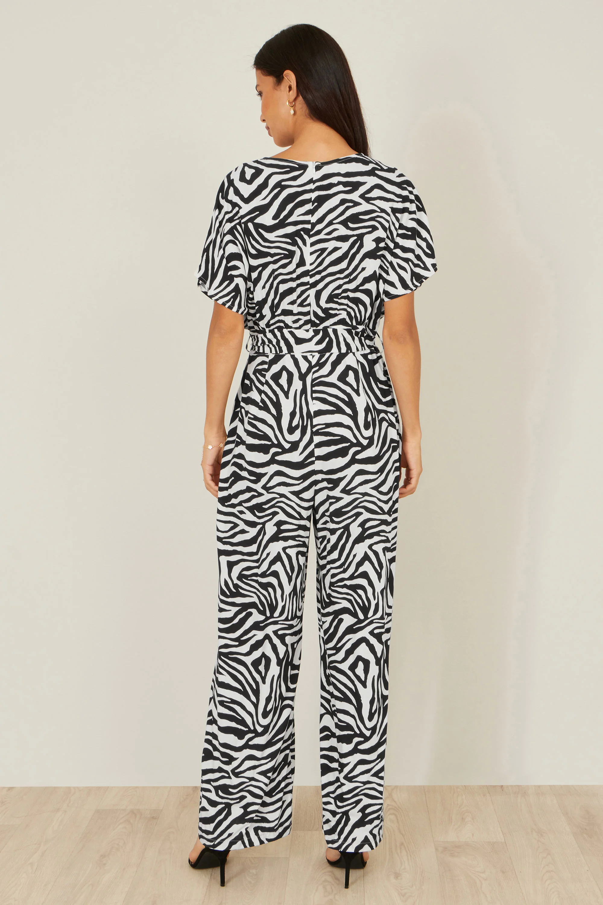 Yumi Black Zebra Print Relaxed Jumpsuit - Image 4