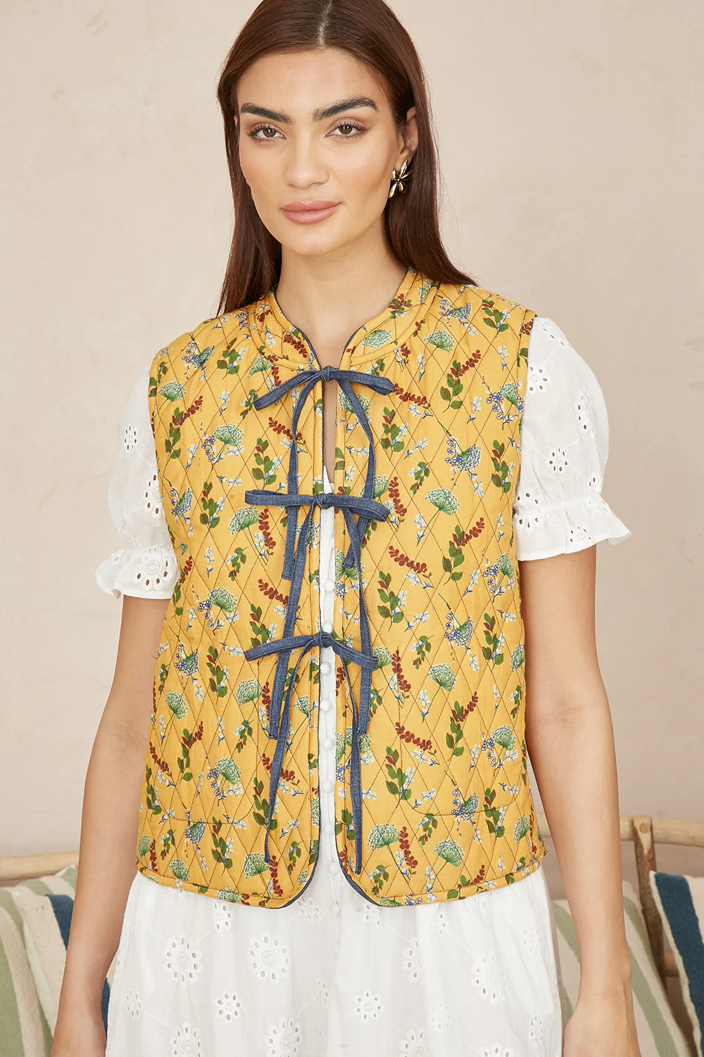 Yumi Blue Chambray Cotton Quilted Reversible Vest - Image 2