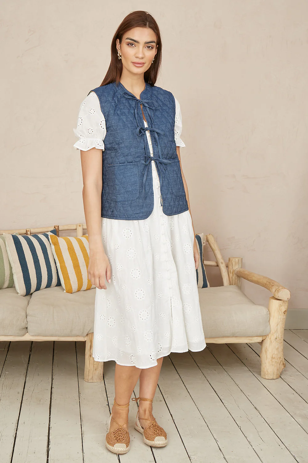 Yumi Blue Chambray Cotton Quilted Reversible Vest - Image 4