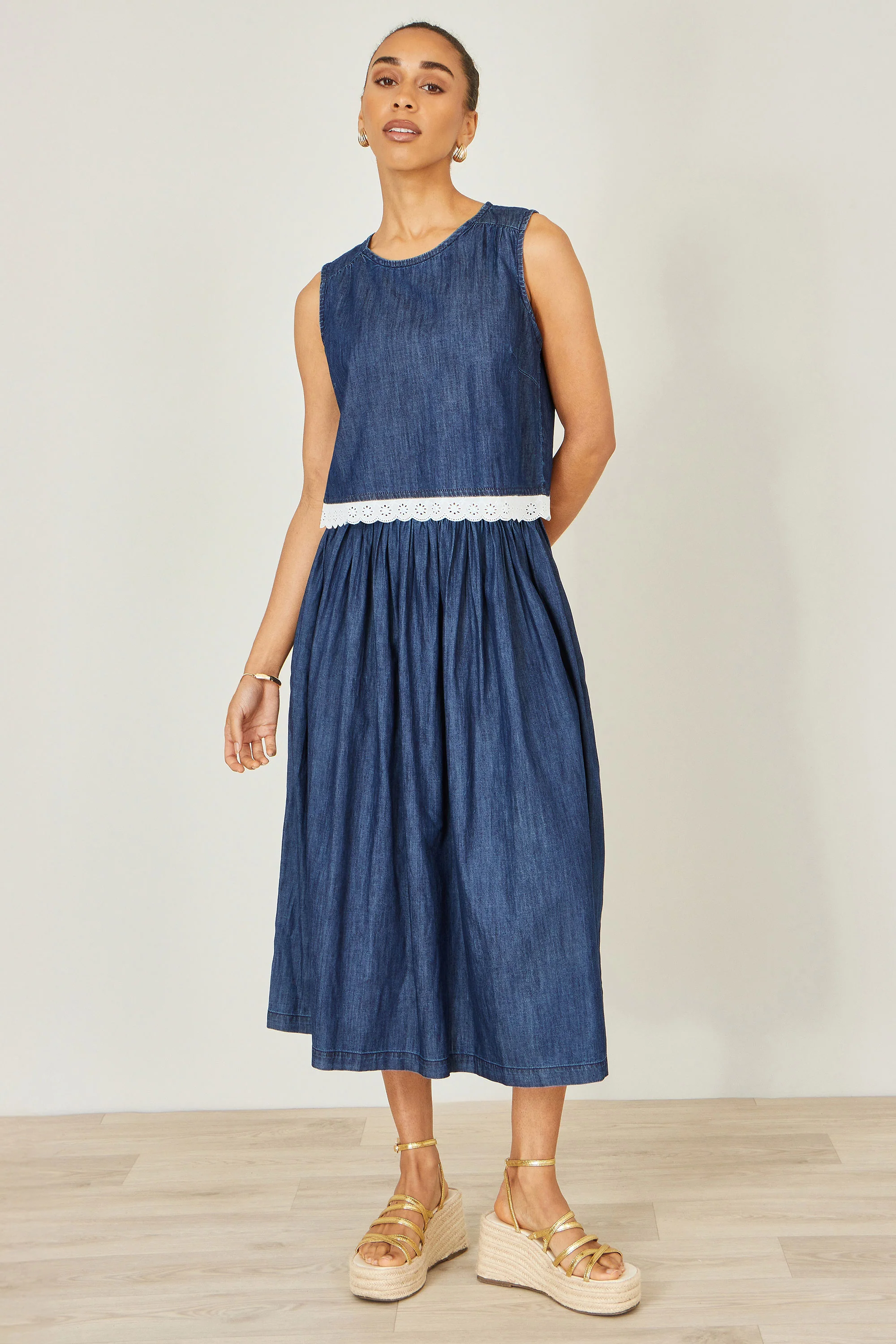 Yumi Blue Denim Chambray Gathered Midi Skirt - Image 4