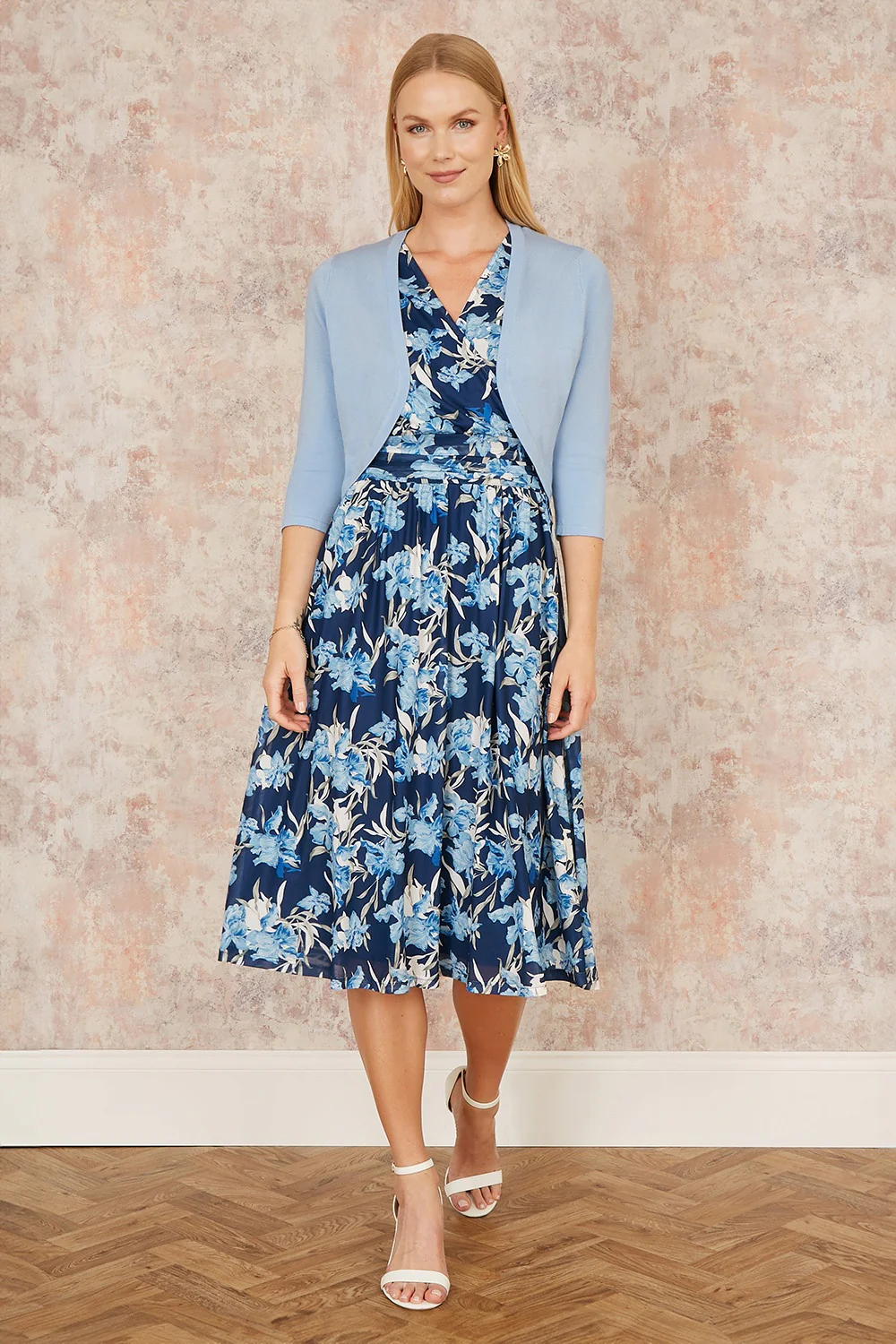 Yumi Blue Knitted Curve Bolero - Image 3