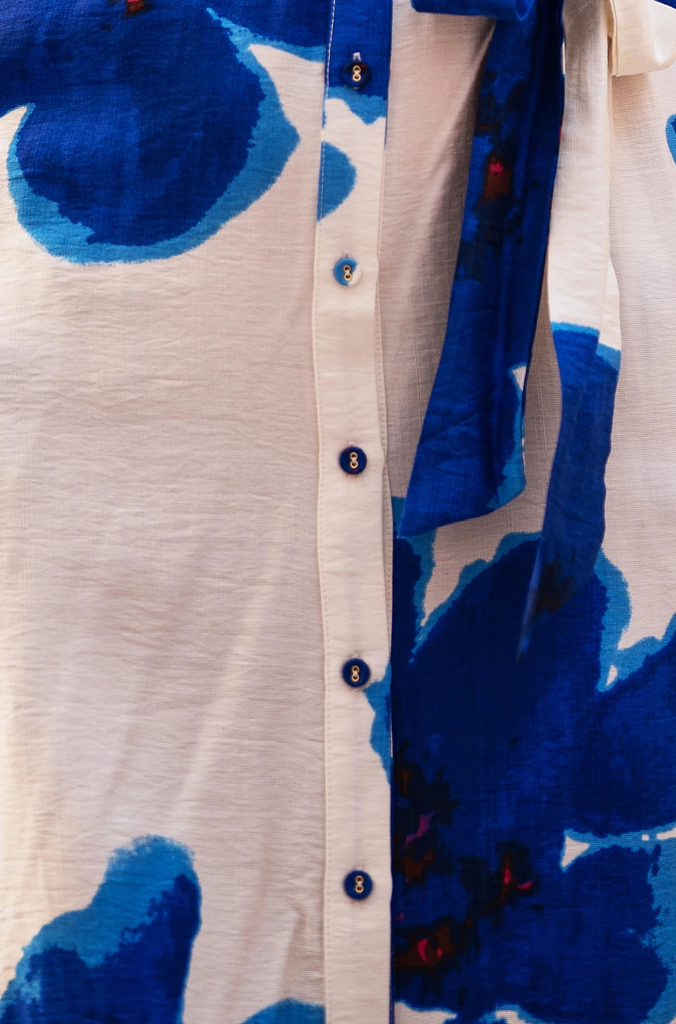 Yumi Blue Scattered Floral Shirt Dress - Image 7