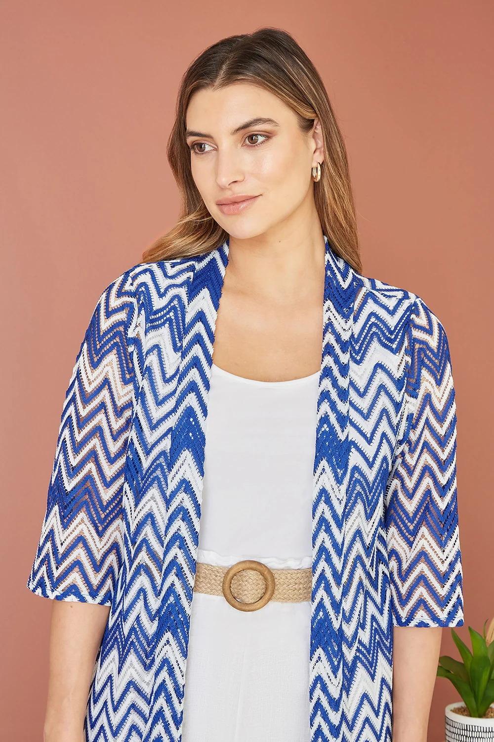Yumi Blue Zig Zag Crochet Long Knitted Kimono - Image 3