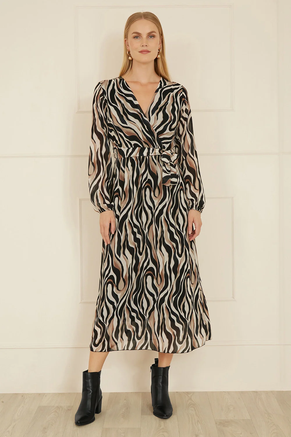 Yumi Brown Animal Swirl Midi Wrap Dress - Image 3