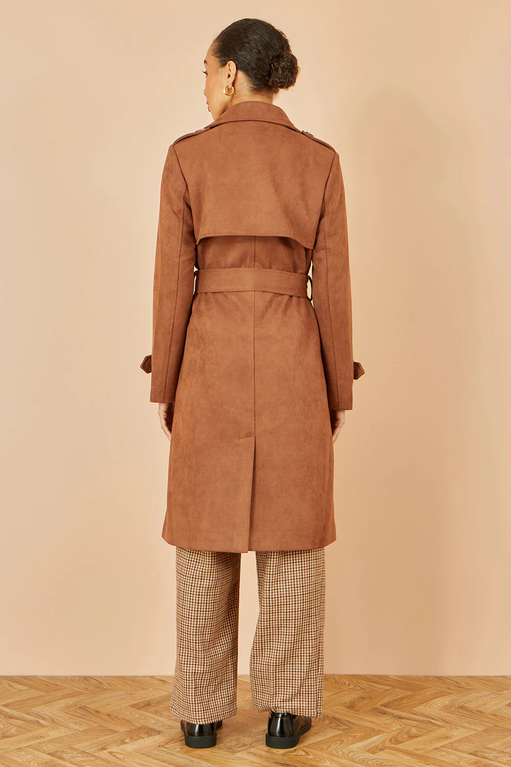 Yumi Brown Faux Suede Trench Coat - Image 5