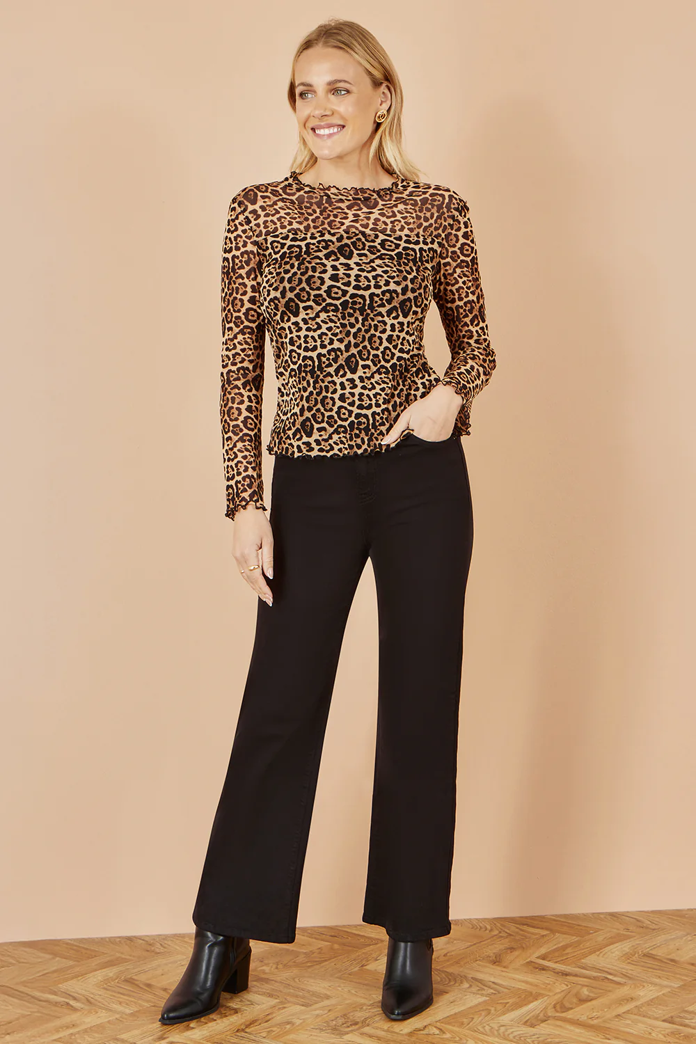 Yumi Brown Leopard Print Mesh Stretch Fitted Top - Image 2