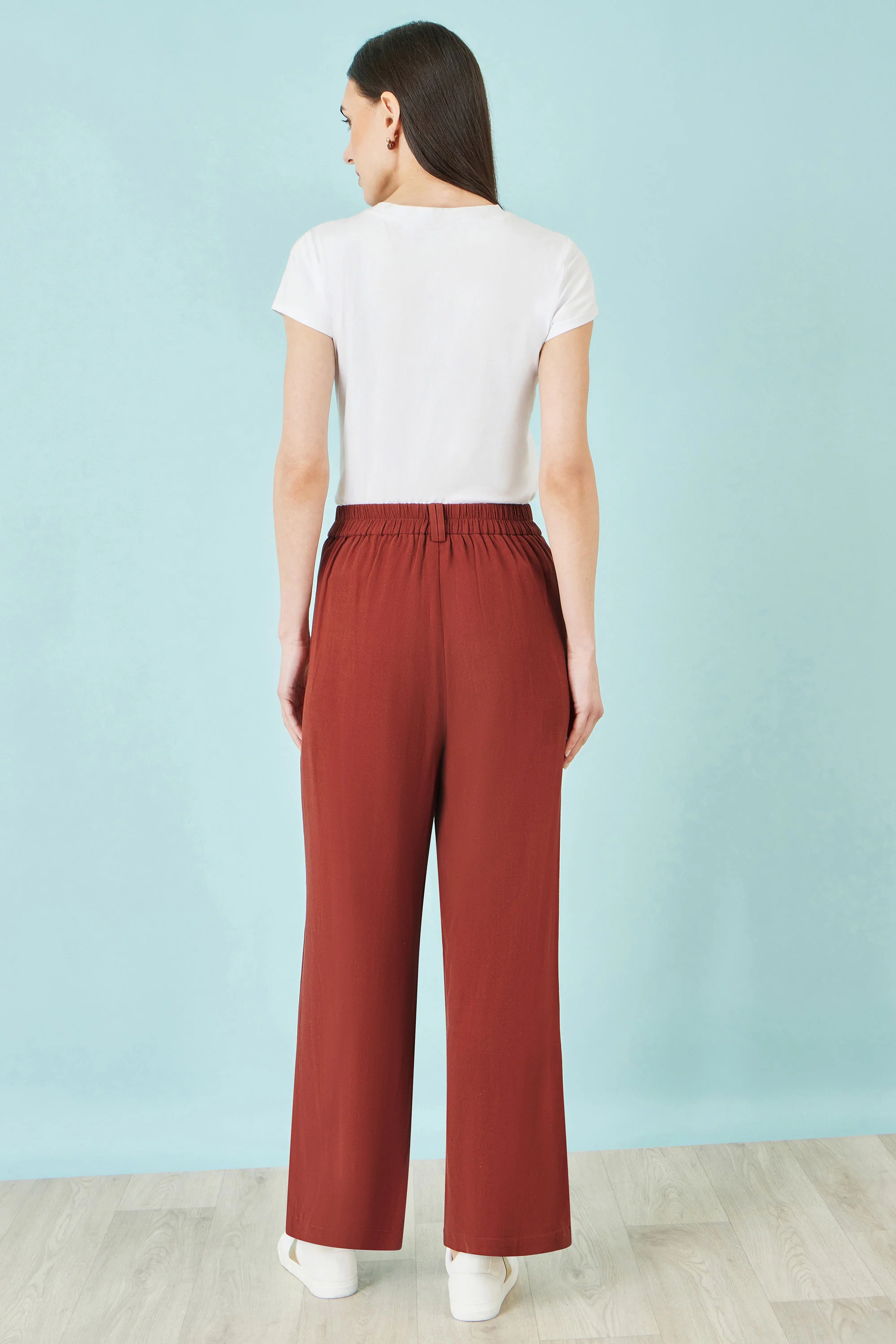 Yumi Brown Linen Mix Trousers - Image 3