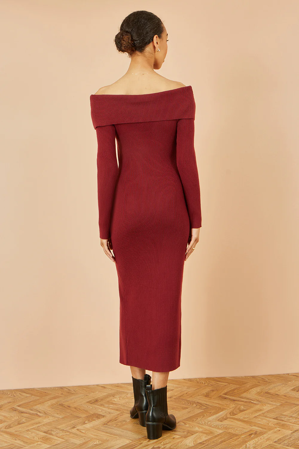 Yumi Burgundy Bardot Knitted Fitted Midi Dress - Image 3