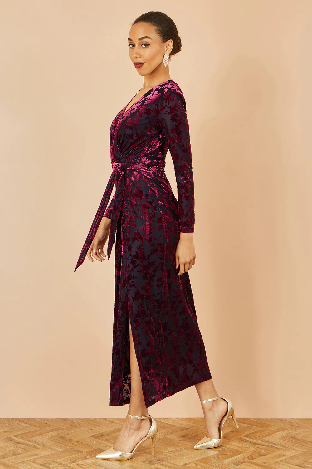 Yumi Burgundy Velour Stretch Midi Dress With Long Sleeves - Image 3