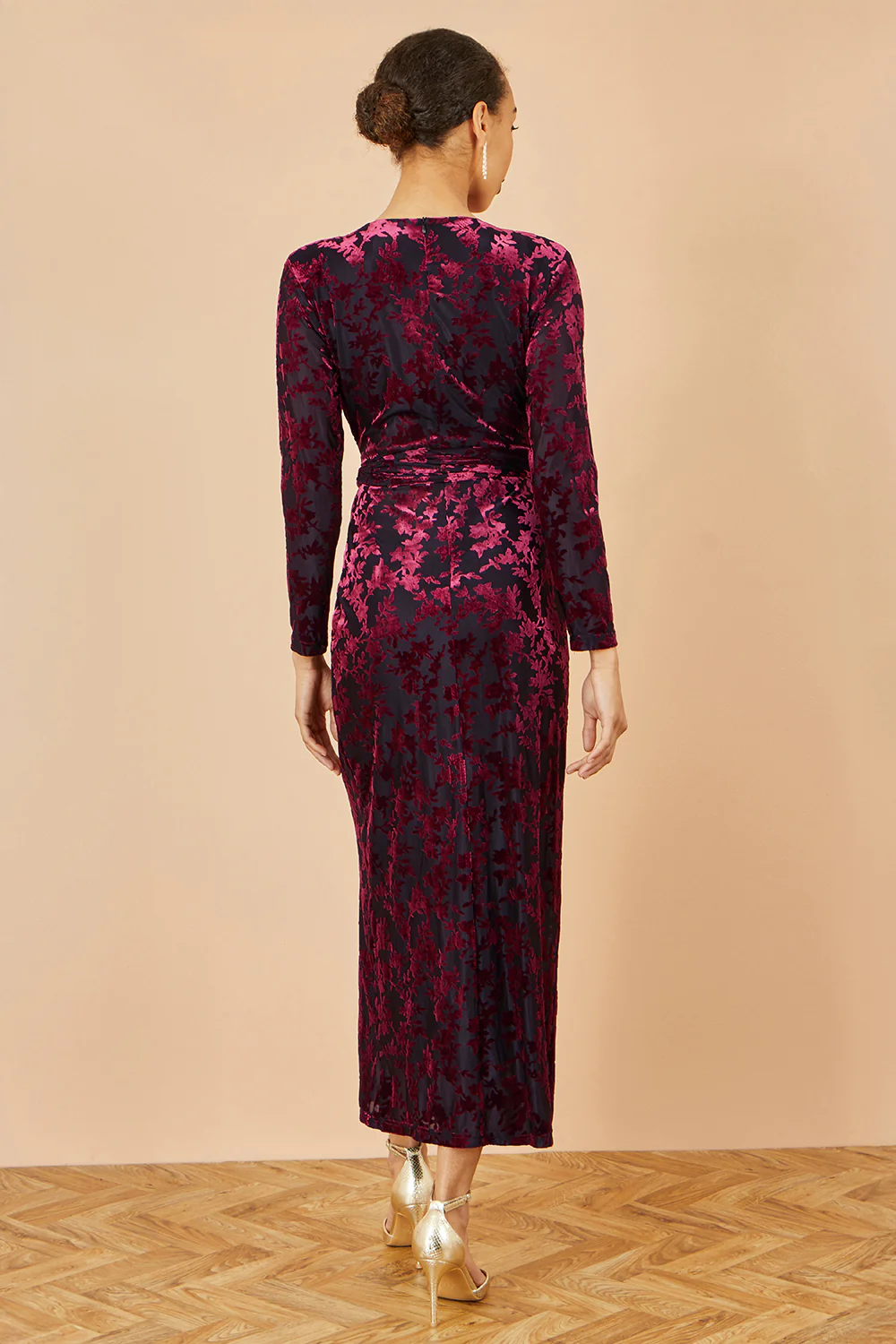 Yumi Burgundy Velour Stretch Midi Dress With Long Sleeves - Image 5