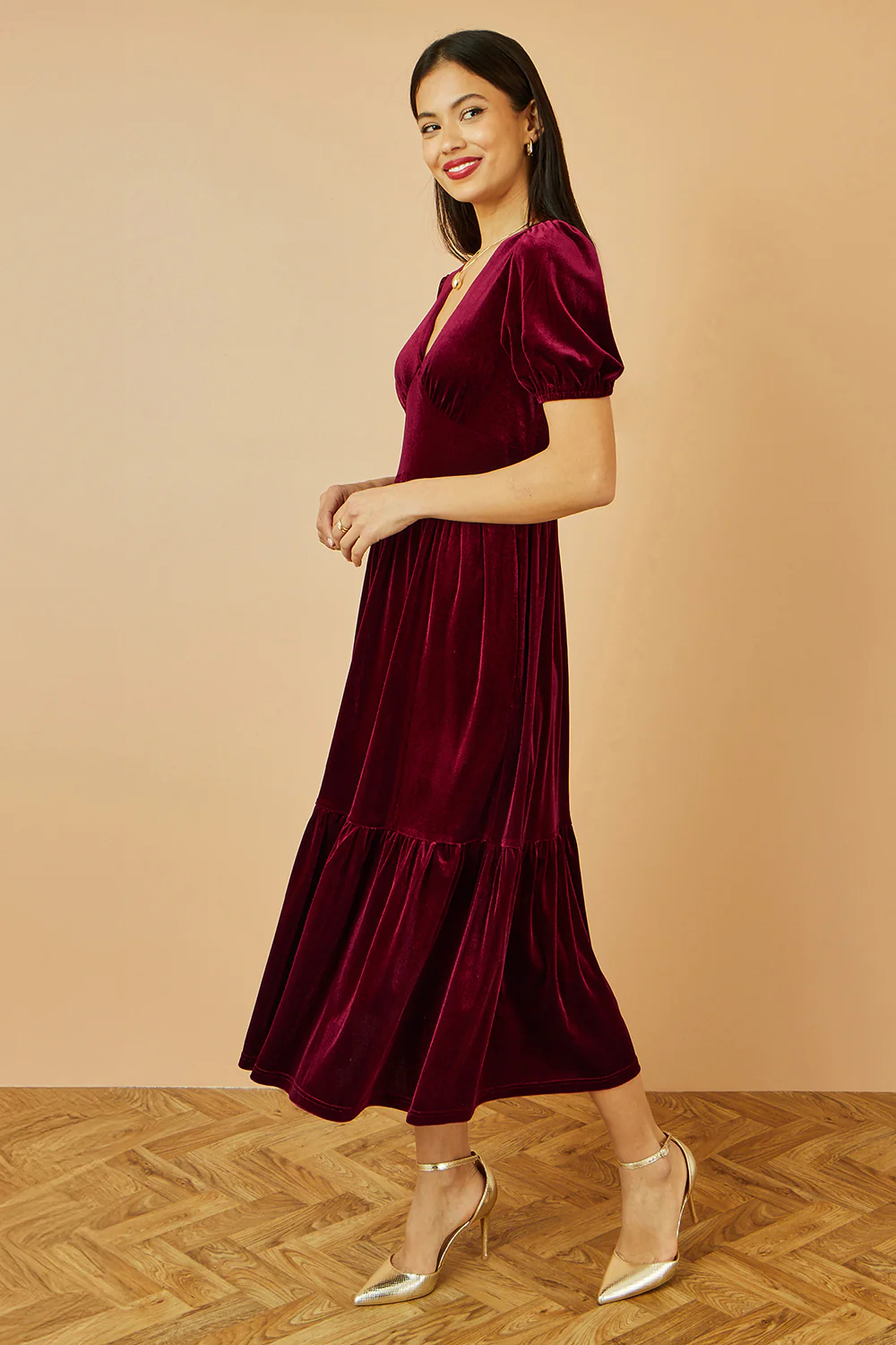 Yumi Burgundy Velvet Midi Dress - Image 5