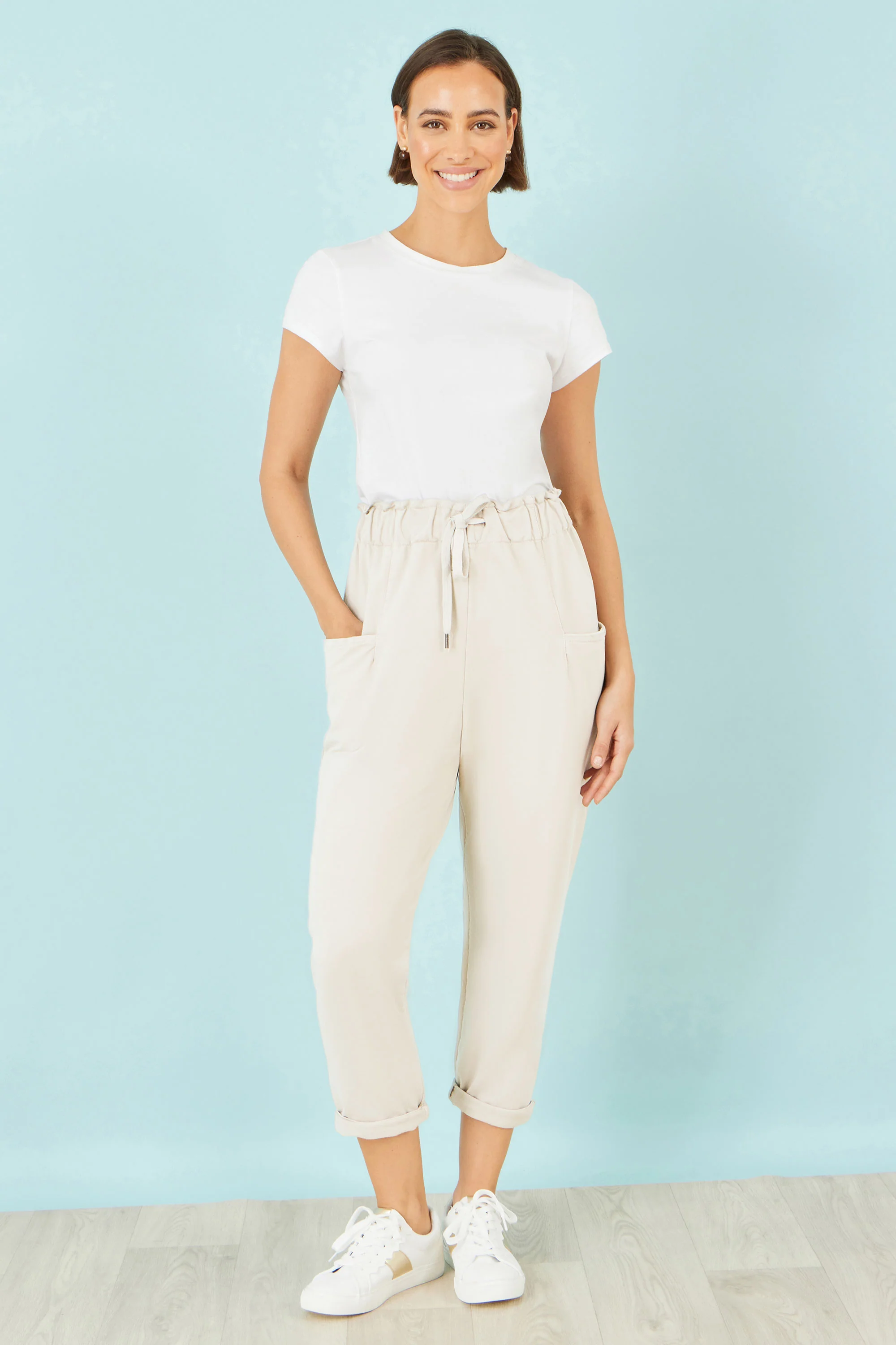Yumi Cream Cotton Relaxed Stretch Trousers With Pockets - Image 4