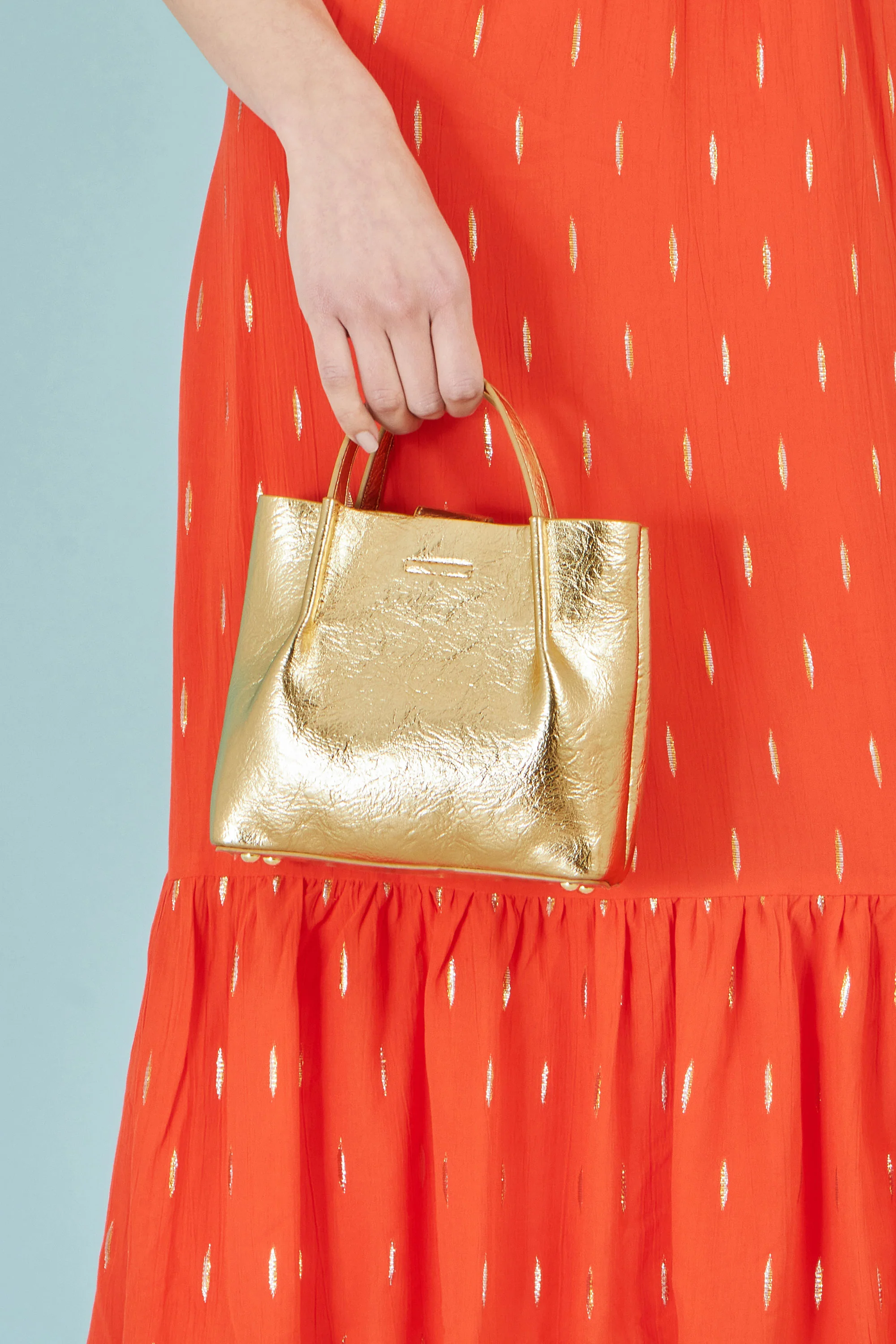 Yumi Gold Metallic Small Tote Bag - Image 3