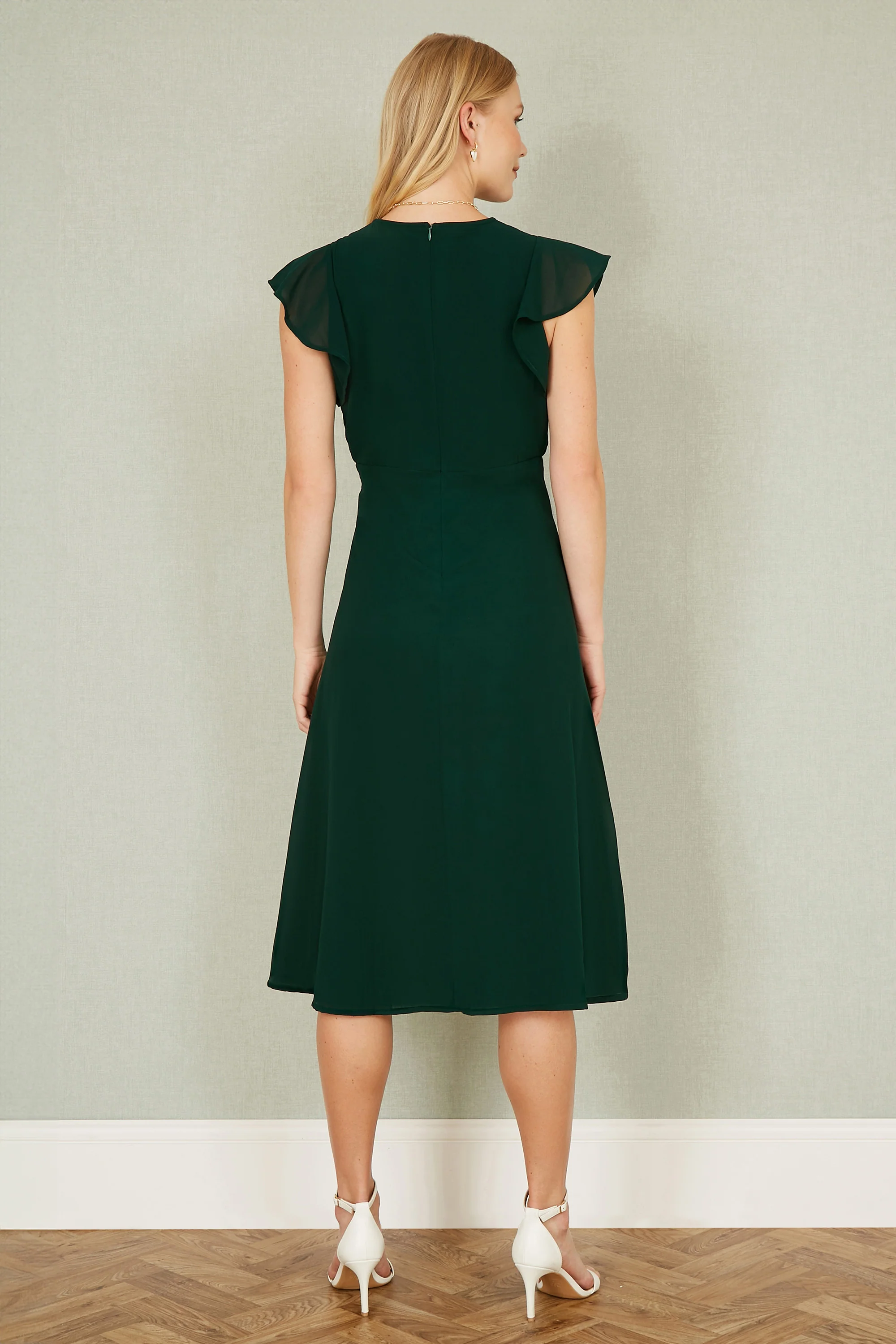Yumi Green All Over Floral Embroidery Midi Skater Dress - Image 4