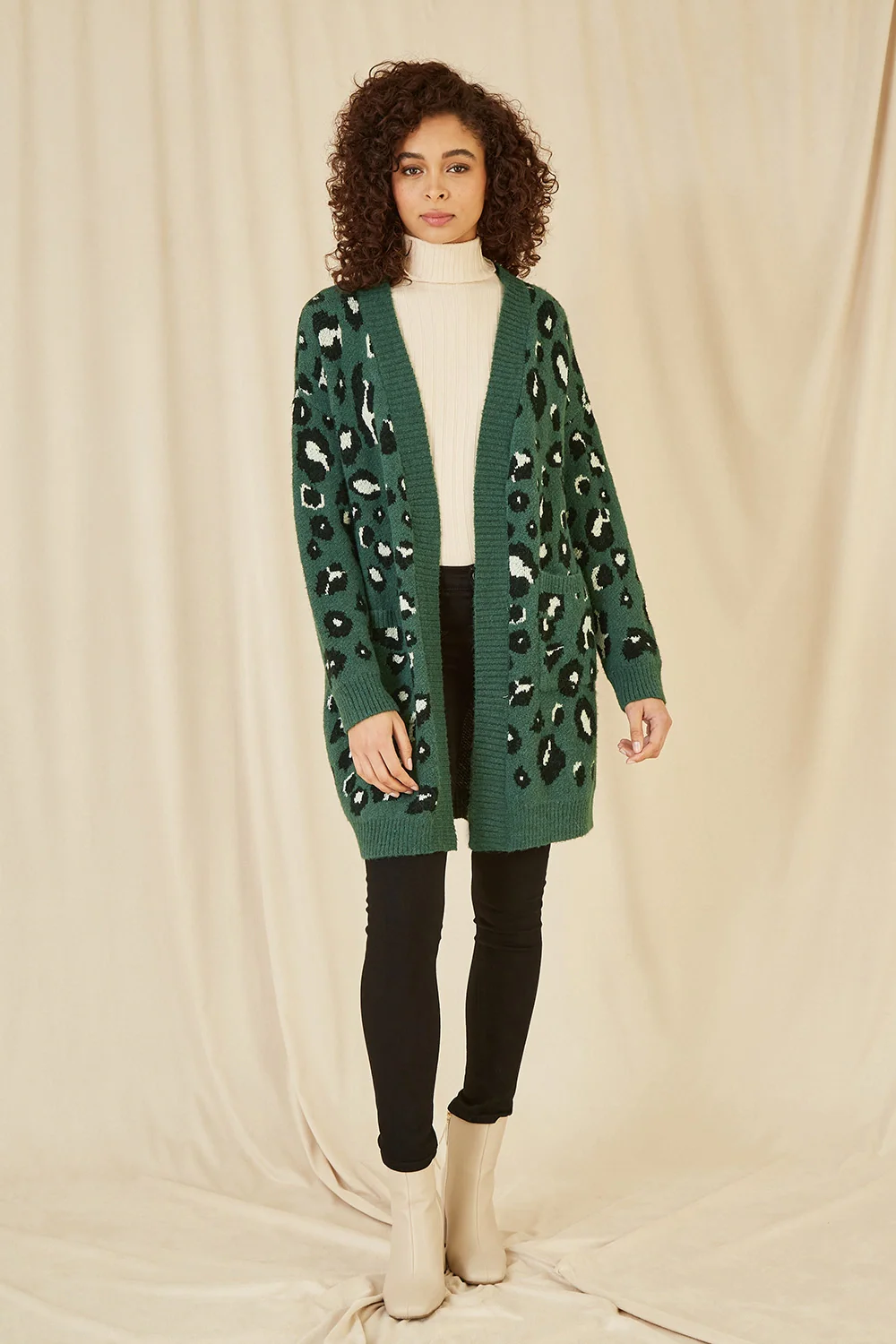 Yumi Green Animal Intarsia Long Cardigan - Image 4
