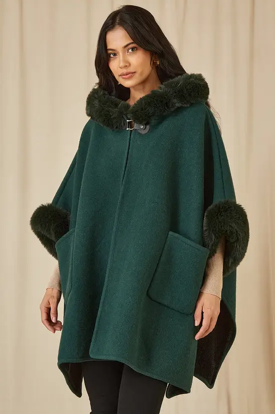 Yumi Green Cape With Luxe Fur Trim And Lining - Image 3