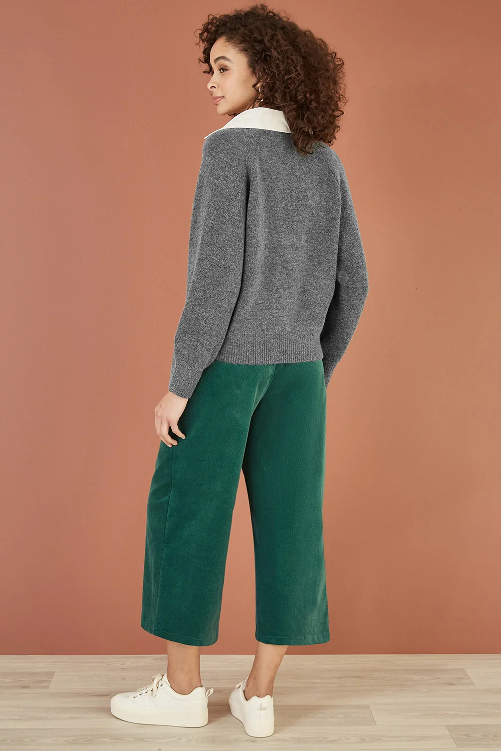 Yumi Green Cord Cropped Wide Leg Trousers With Pockets - Image 3