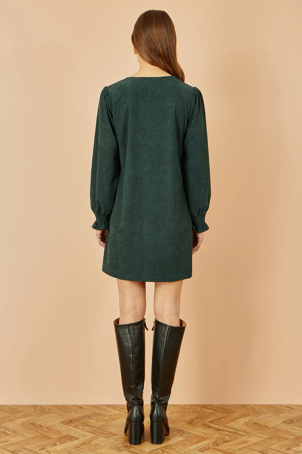 Yumi Green Cord Tunic With Ruched Sleeve - Image 4