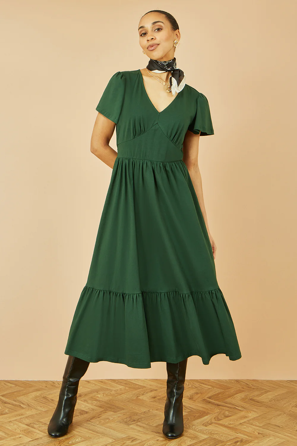 Yumi Green Cotton Jersey V Neck Midi Dress - Image 3