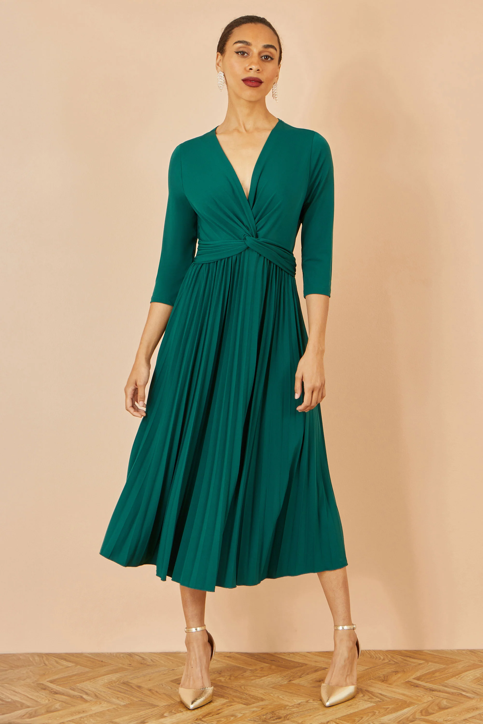 Yumi Green Jersey Knot Waist Pleated Midi Dress - Image 6