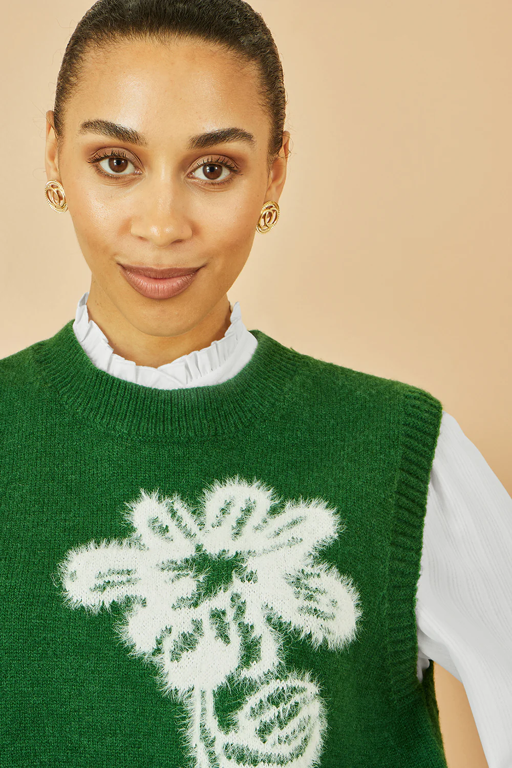 Yumi Green Knitted Flower Sleeveless Jumper Vest - Image 2