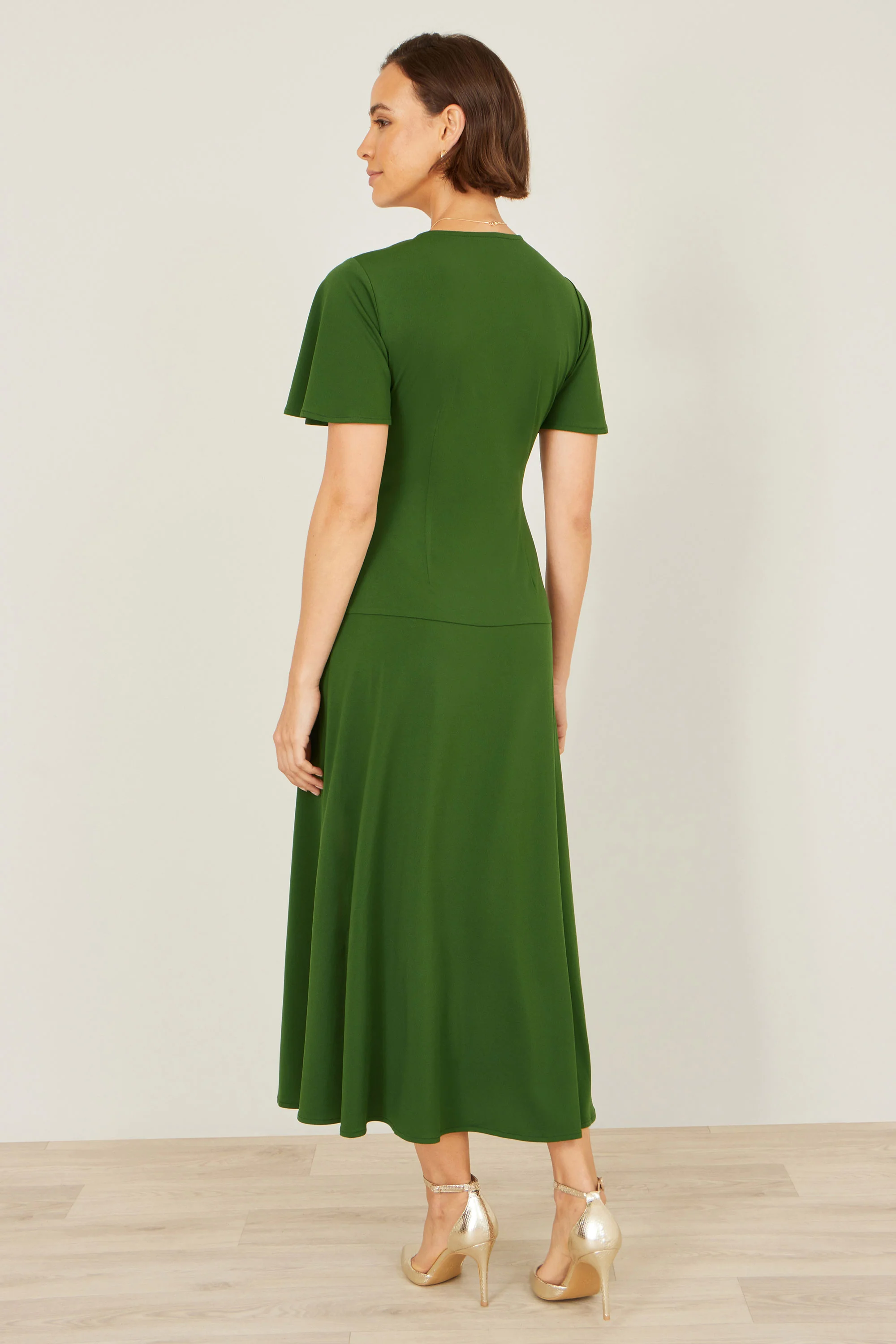Yumi Green Ruched Front Stretch Midi Dress - Image 4