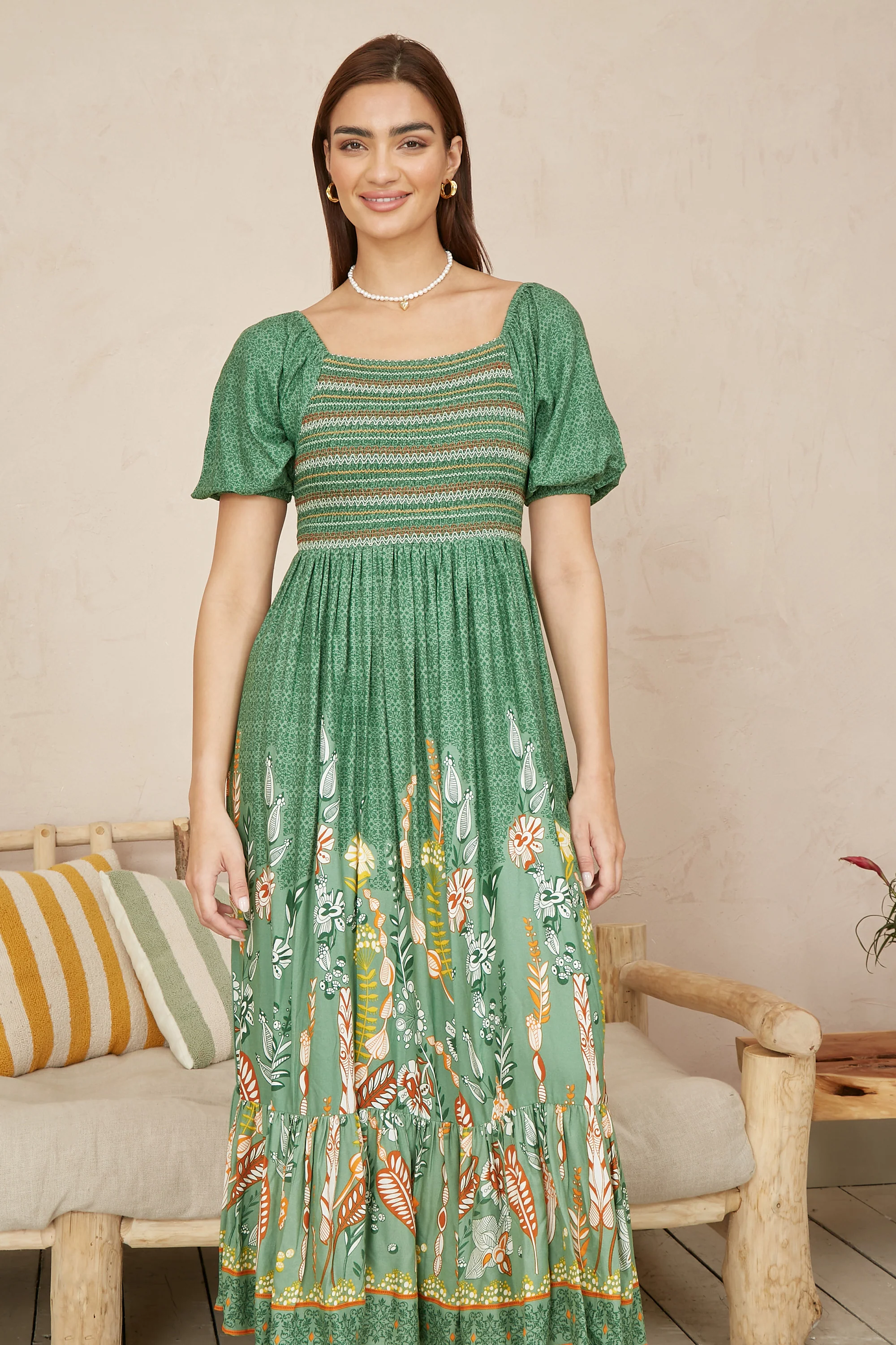 Yumi Green Ruched Leaf Print Maxi Dress With Puff Sleeves - Image 3