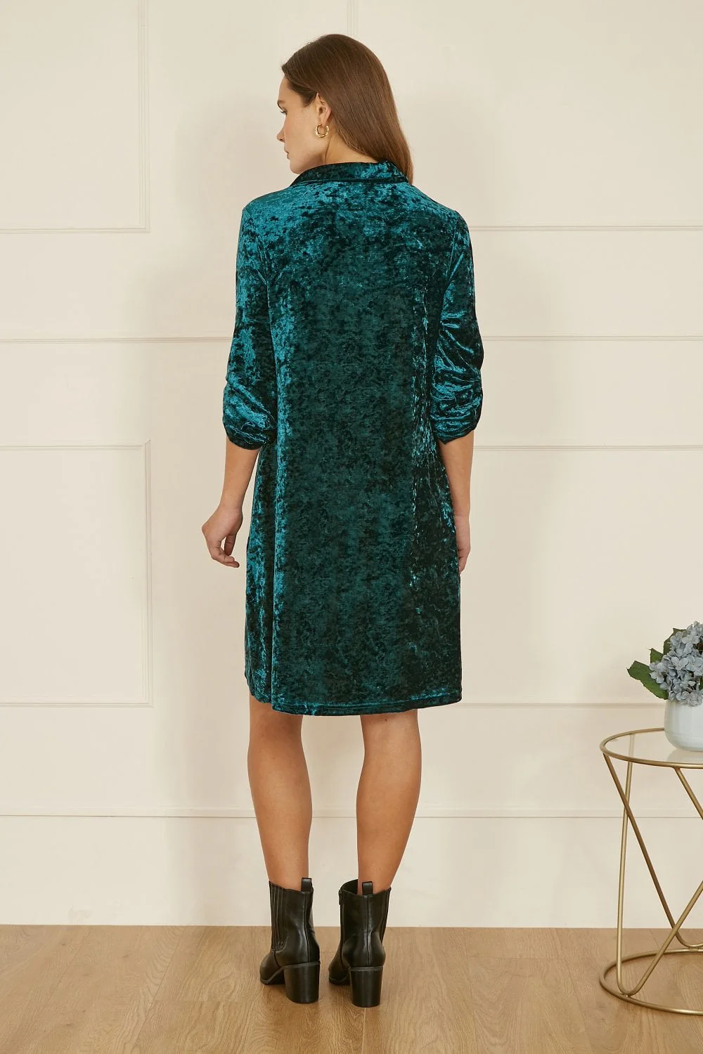Yumi Green Velvet Tunic Dress With 3/4 Sleeves - Image 3