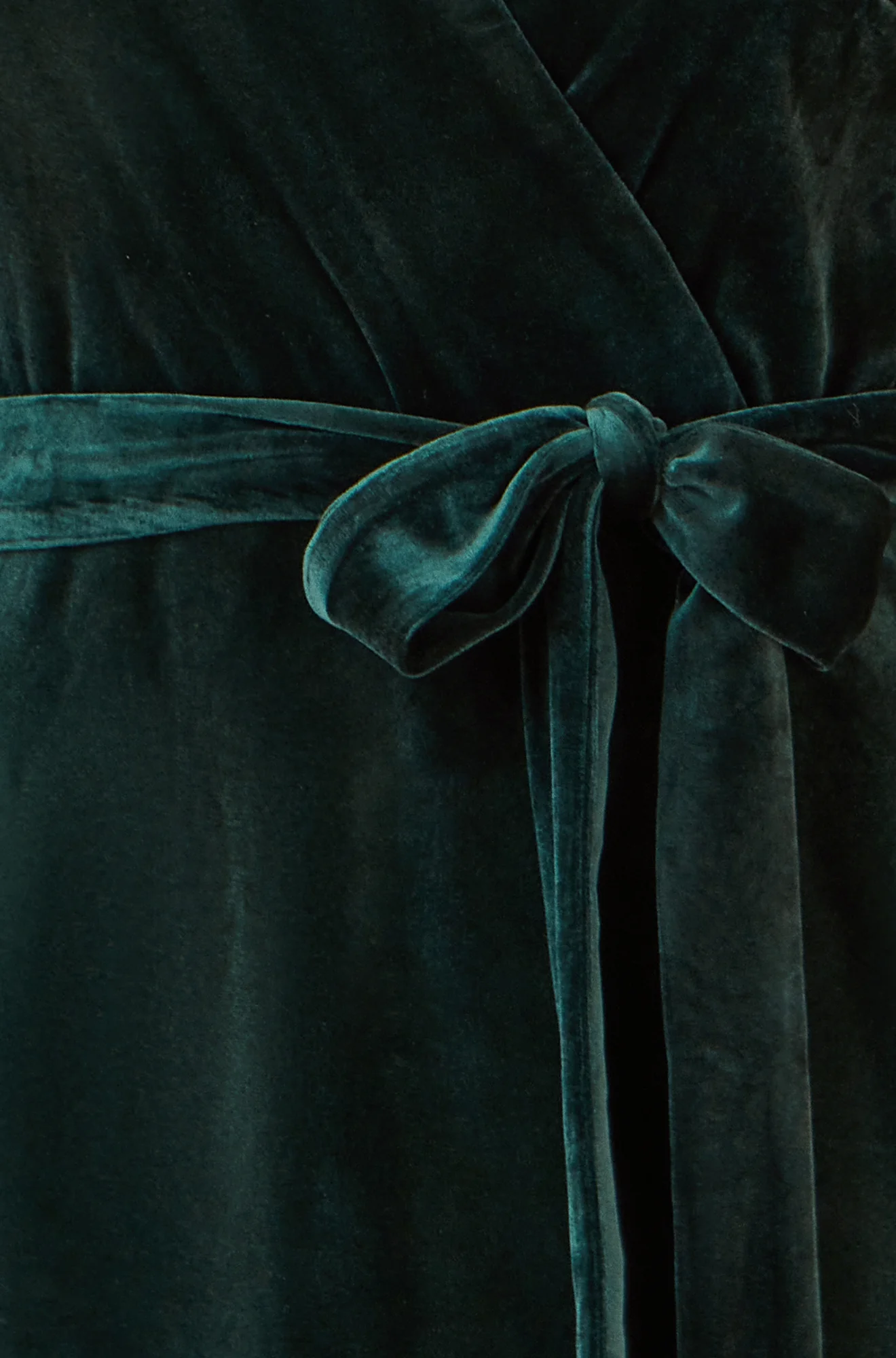 Yumi Green Velvet Wrap Midi Dress With Contrast Hemline - Image 7