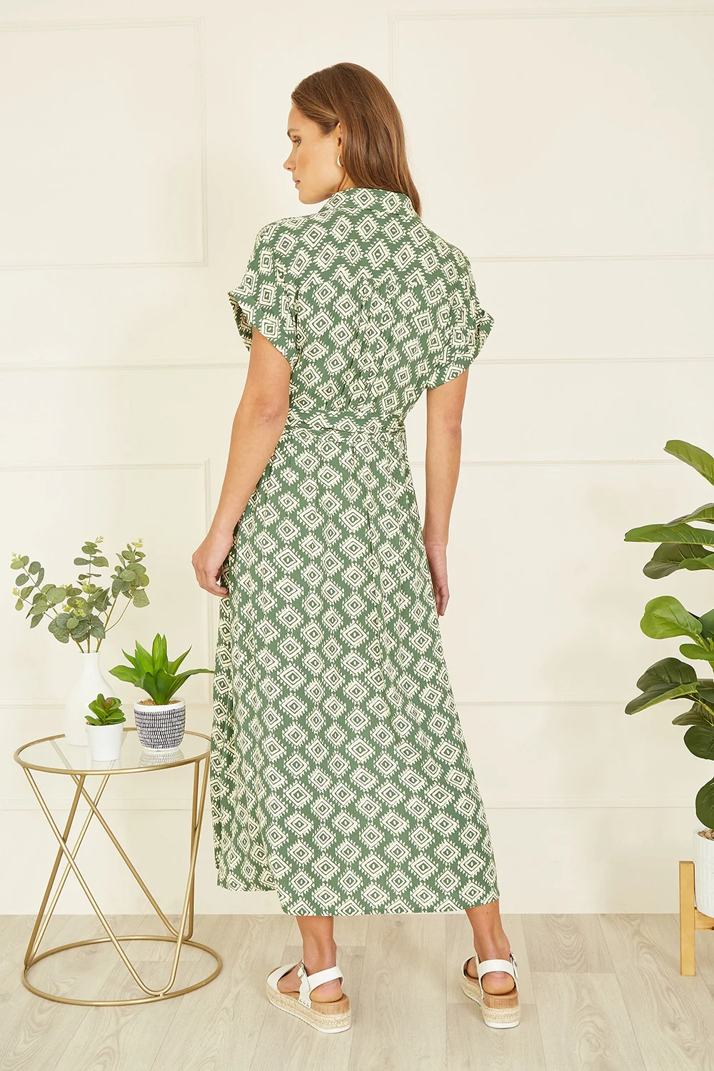 Yumi Green Viscose Midi Shirt Dress With Matching Belt - Image 4