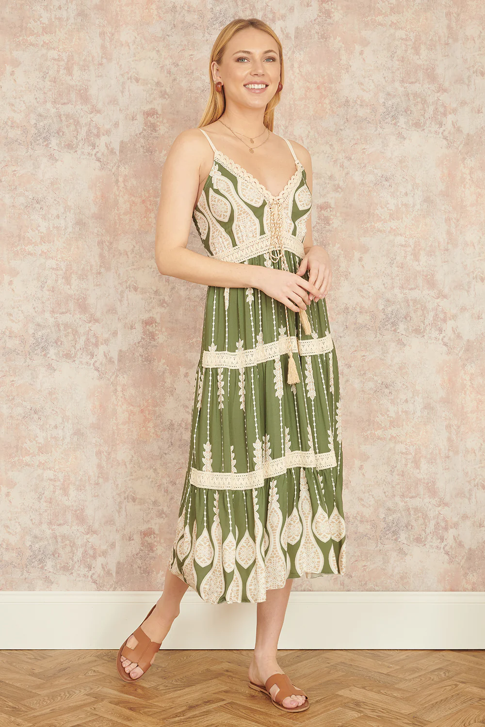 Yumi Green Viscose Paisley Print Lace Trim Midi Sun Dress - Image 3