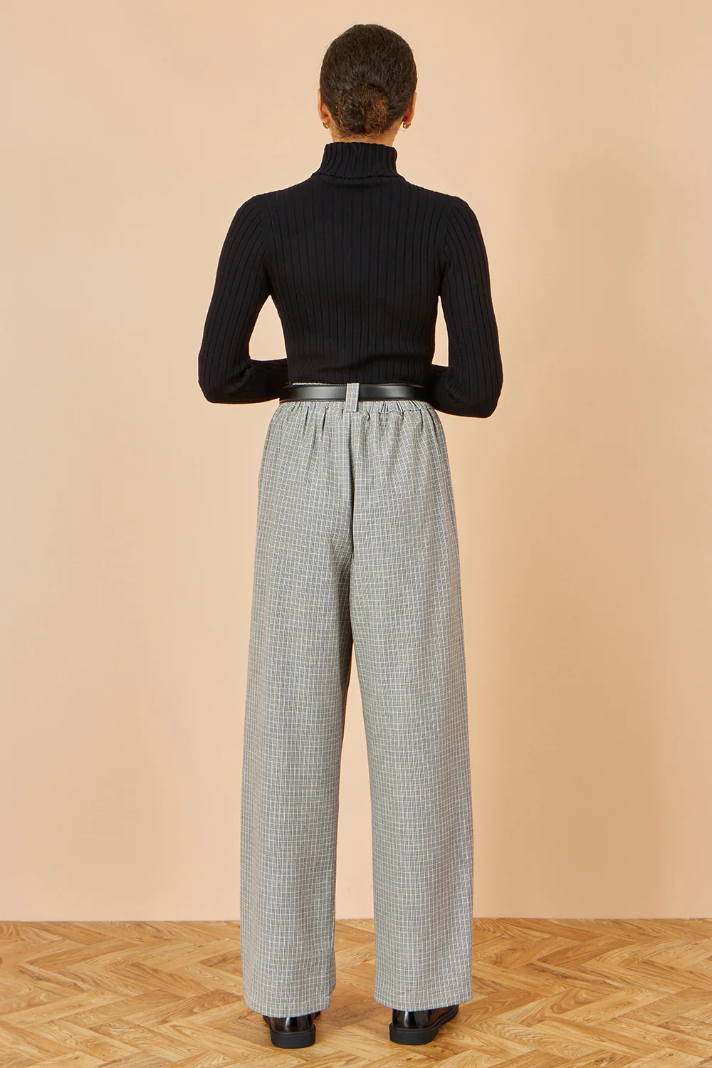Yumi Grey Check Wide Leg Trousers - Image 4