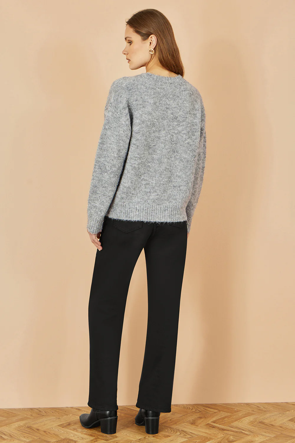 Yumi Grey Relaxed Jumper With Crochet Flowers - Image 4