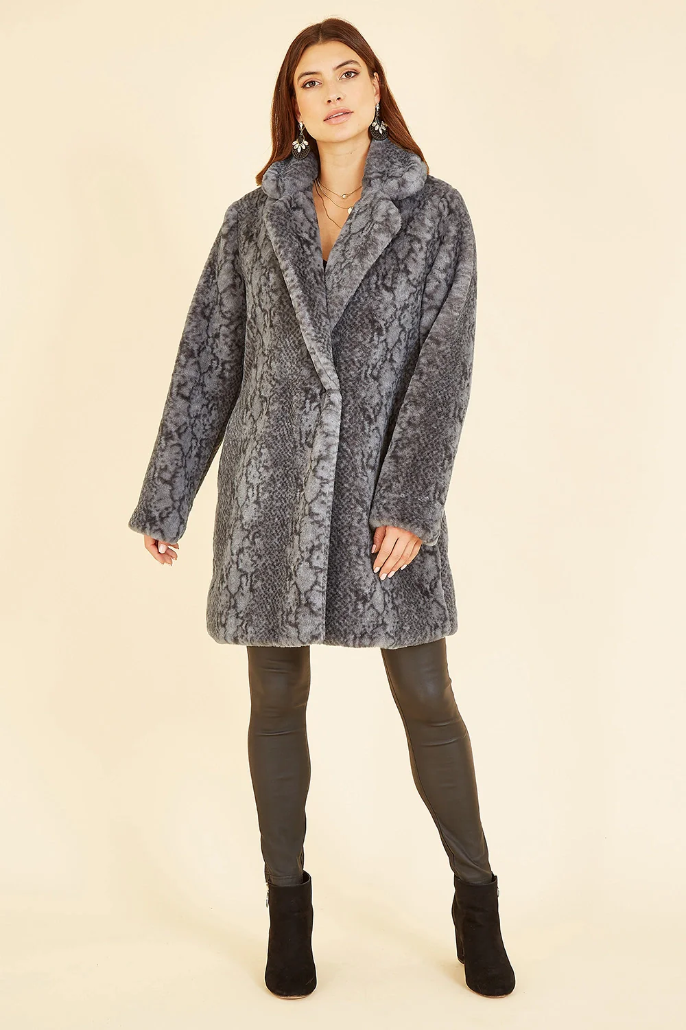 Yumi Grey Snakeskin Print Faux Fur Coat - Image 2