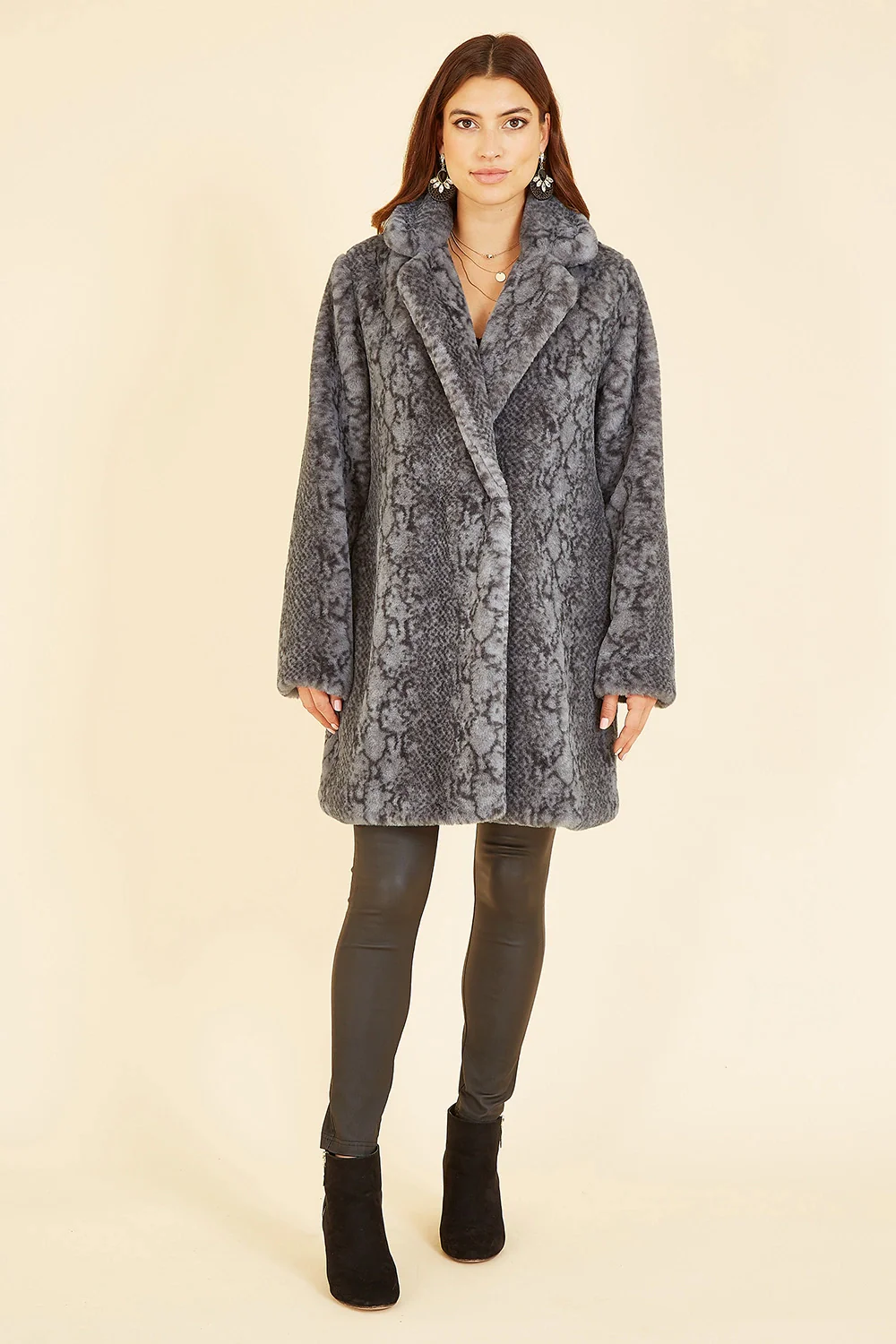 Yumi Grey Snakeskin Print Faux Fur Coat - Image 4