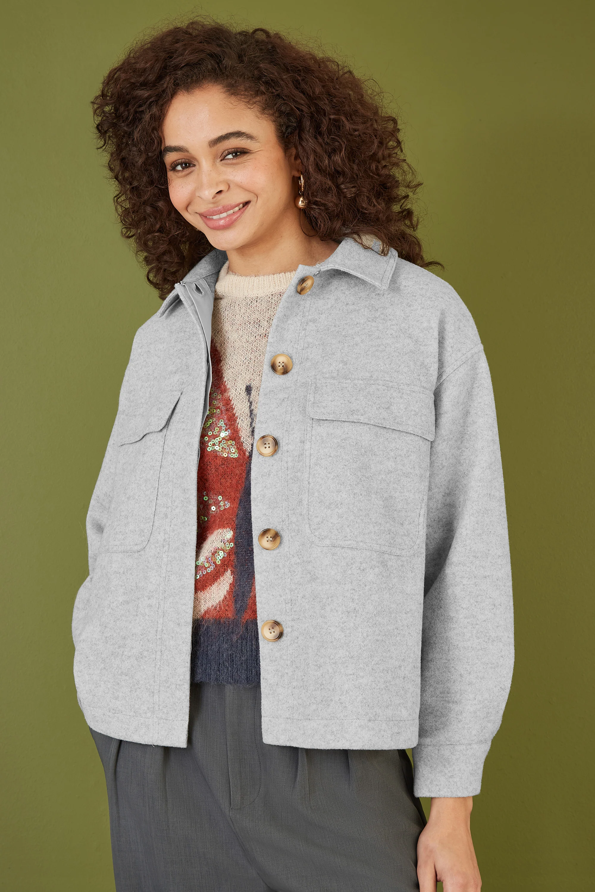 Yumi Grey Woven Shacket With Oversize Pockets - Image 2